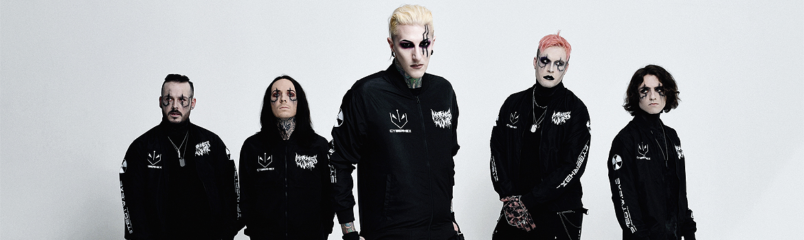 Motionless In White publica la edición DELUXE de su exitoso álbum